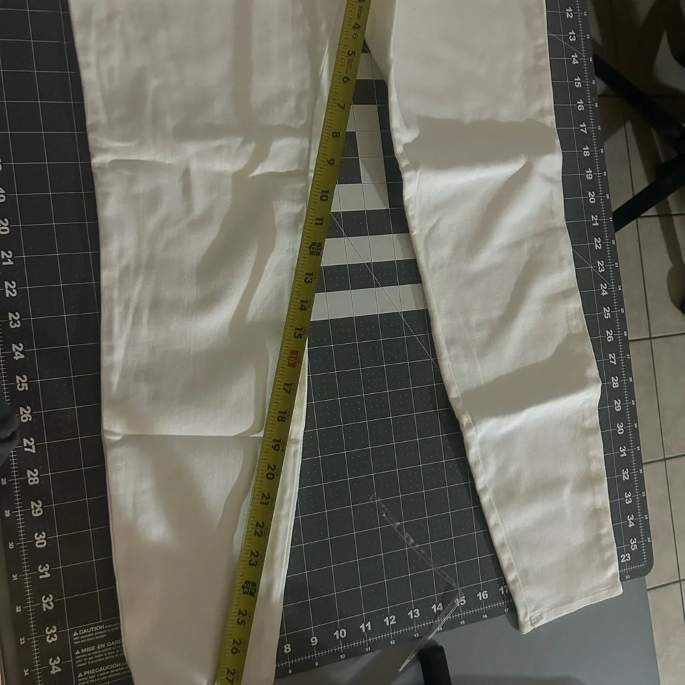 Jeans - Picture 5 of 9